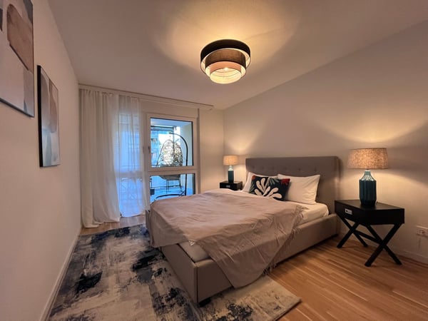 URBANES + STILVOLLES APARTMENT IN FLUSSNÄHE / URBAN + STYLISH APARTMENT NEAR THE RIVER 4
