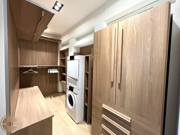 KUNSTVOLLES 1-SCHLAFZIMMER APARTMENT AM SEEBURGPARK / ARTISTIC 1-BEDROOM APARTMENT AT SEEBURGPARK 5