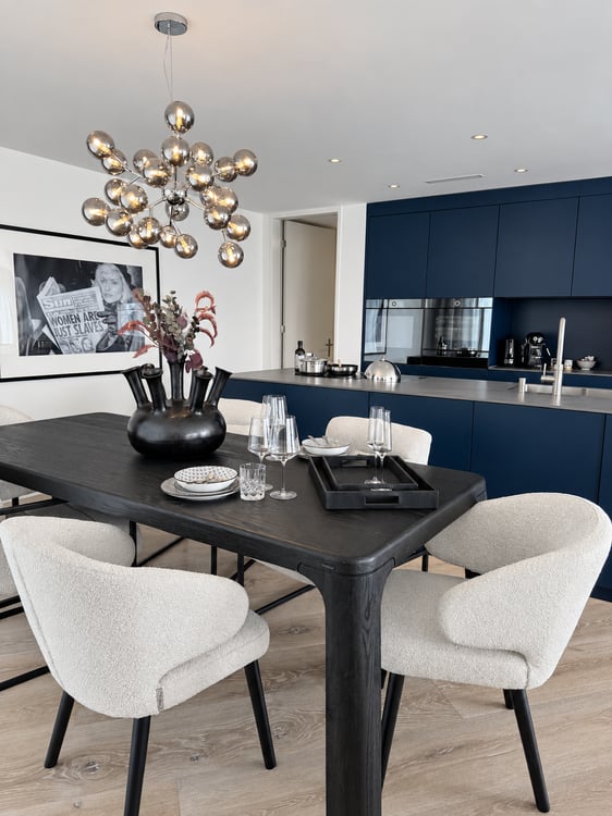 PRECIOUS PENTHOUSE LIVING – ÜBER DEN DÄCHERN ZÜRICHS 14