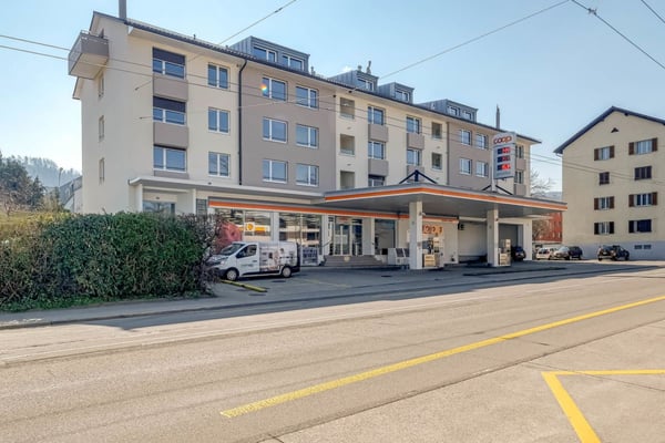 Moderne 4.5 ZW an zentraler Lage 8