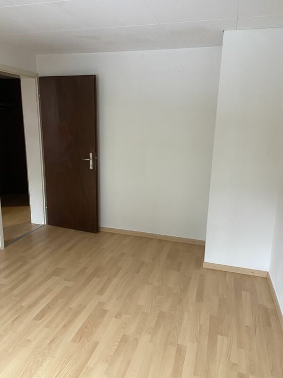 Helle Altbauwohnung an zentraler Lage 3