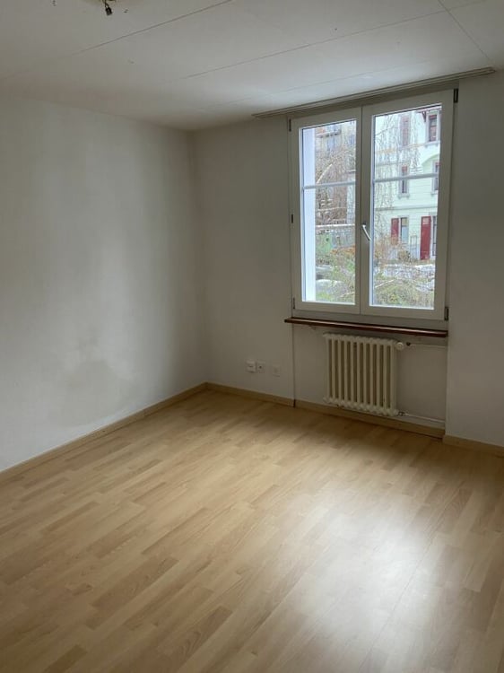 Helle Altbauwohnung an zentraler Lage 4