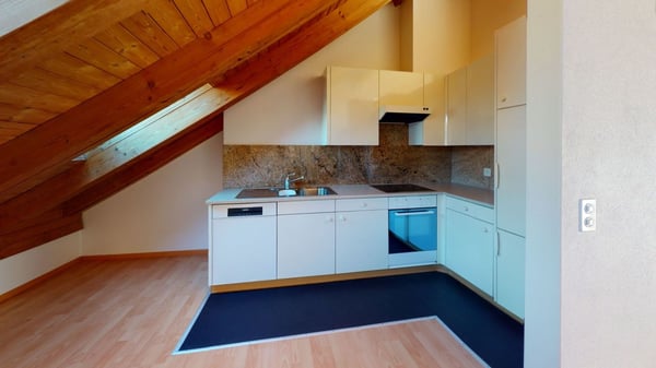 Helle 1½ Zimmer-Maisonette 2