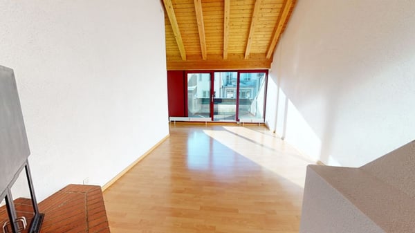 Helle 1½ Zimmer-Maisonette 4