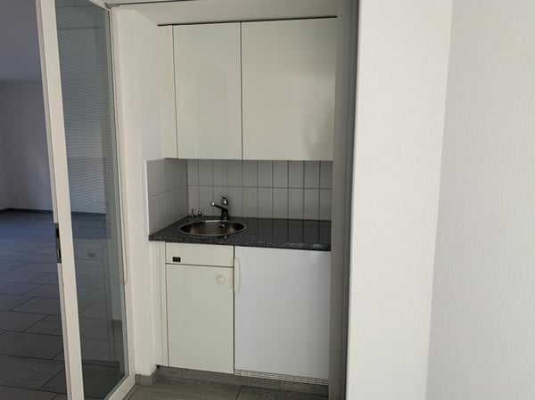 Büroräumlichkeiten im 2. Obergeschoss-flexibel nutzbar bis März 2027 2