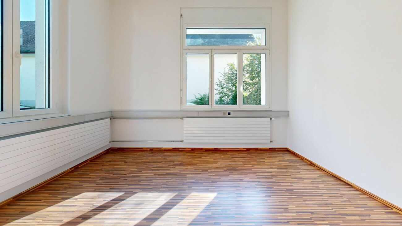 2 uffici luminosi al piano terra, 56 m2