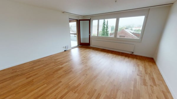 SCHÖNE Wohnung an guter Lage 2