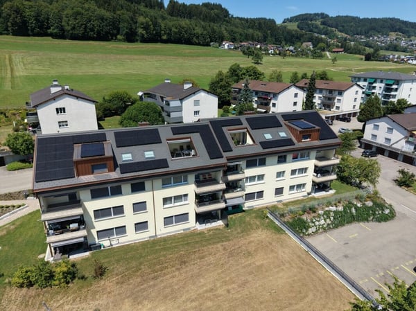 SCHÖNE Wohnung an guter Lage 1