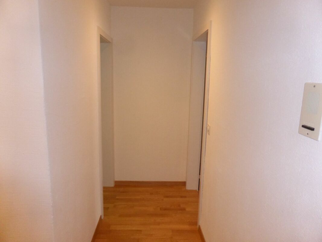 2 Zimmer Wohnung mitten in der Stadt - befristet bis 31.03.2027