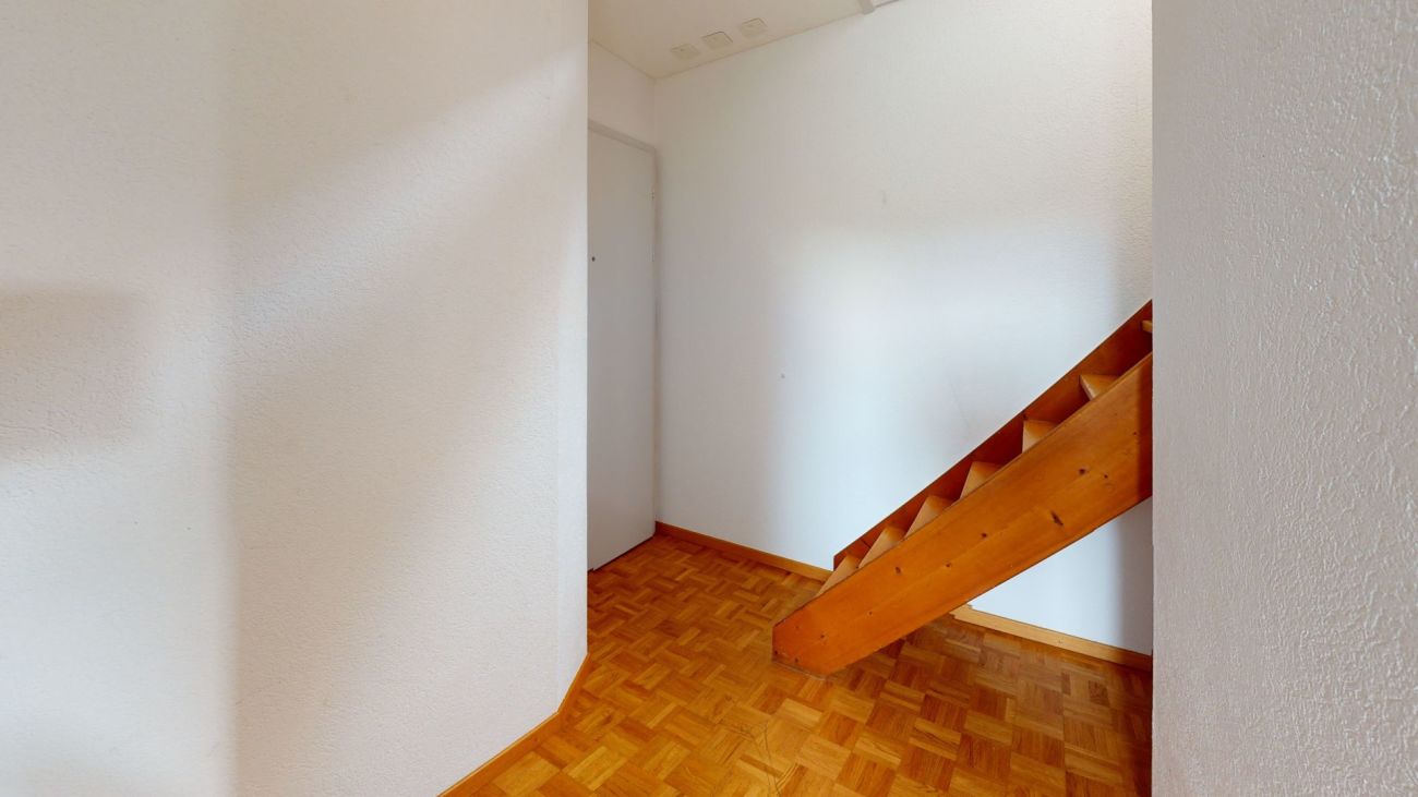 2 Zimmer Maisonette Dach-Wohnung