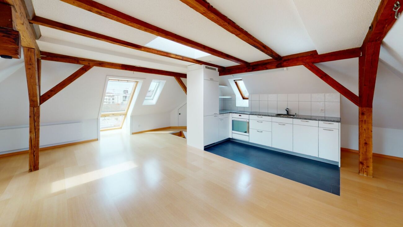 2 Zimmer Maisonette Dach-Wohnung