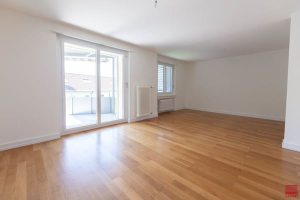 Grosszügige Wohnung an RUHIGER Lage 3