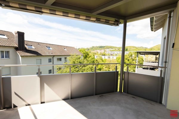 Grosszügige Wohnung an RUHIGER Lage 6