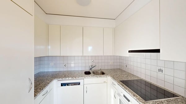 Schöne 2.5 Zimmerwohnung sucht Nachmieter 5