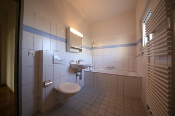 Stadtnahe 4.5 Zimmer Wohnung 10