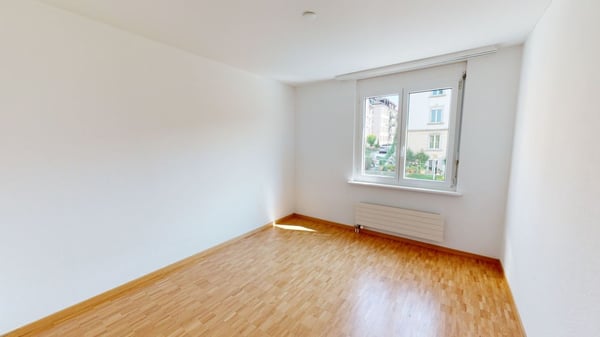 Stadtnahe 4.5 Zimmer Wohnung 8