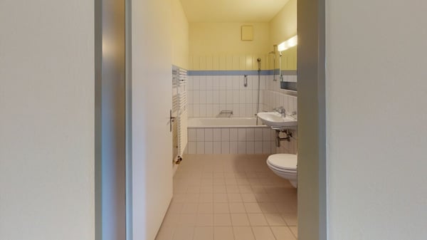 Schöne Stadtnahe 2.5 Zimmer Wohnung 4
