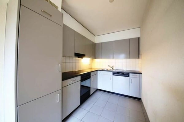 Schöne Stadtnahe 2.5 Zimmer Wohnung 2