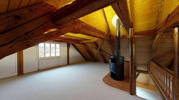 4.5 Zimmer-Maisonettewohnung / kann auch als Büro genutzt werden 6