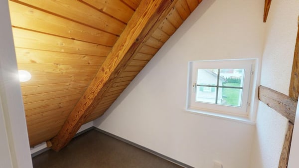 4.5 Zimmer-Maisonettewohnung / kann auch als Büro genutzt werden 9