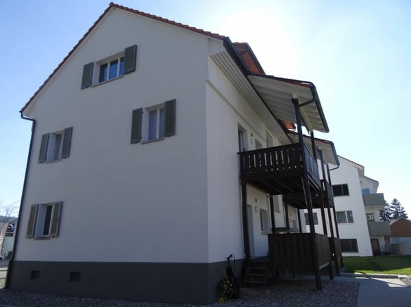 Schöne 2.5 Zimmer-Dachwohnung an guter Lage