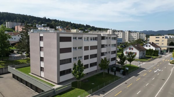 MODERNE 3.5 Zimmer-Wohnung 9
