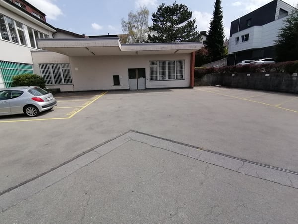 Aussenparkplatz nähe Bahnhof Gossau zu vermieten 3