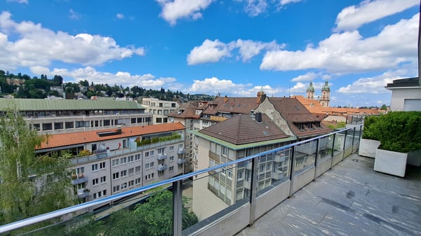 2.5-Zimmer-Attika-Wohnung im Zentrum von St. Gallen 8