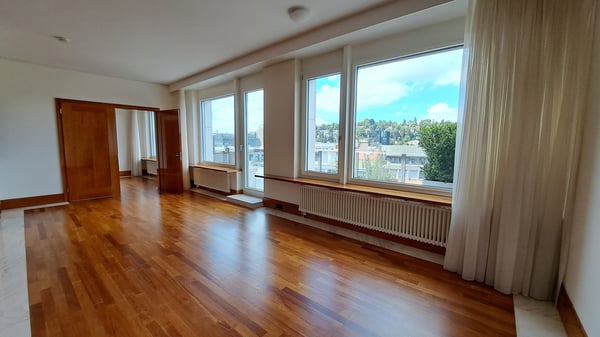 2.5-Zimmer-Attika-Wohnung im Zentrum von St. Gallen 4