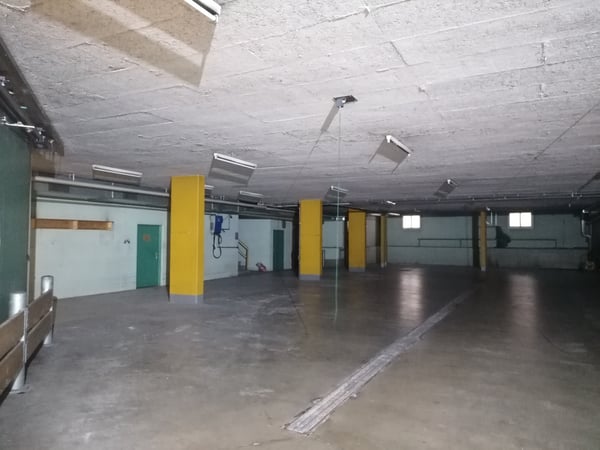 Tiefgaragenplatz - günstig. zentral in Gossau 2