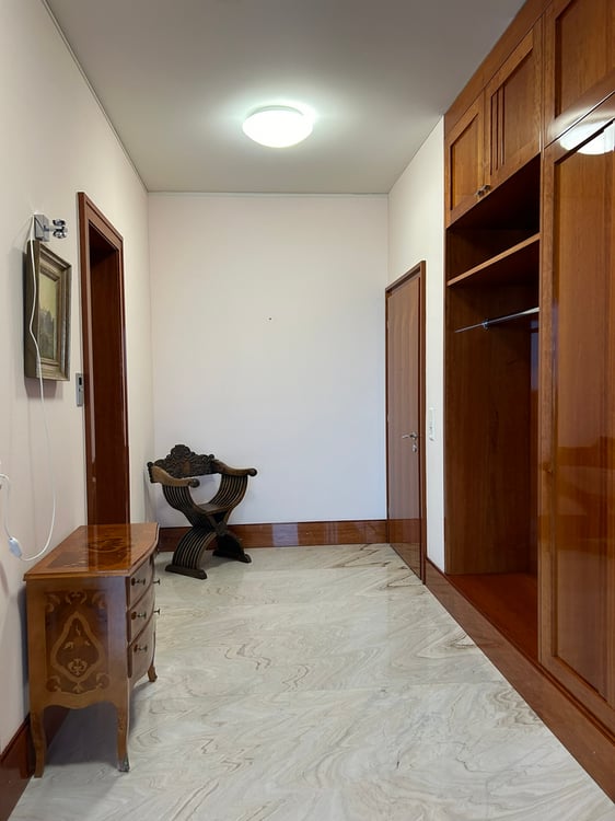 1.5-Zimmer-Attika-Wohnung im Zentrum von St. Gallen 3