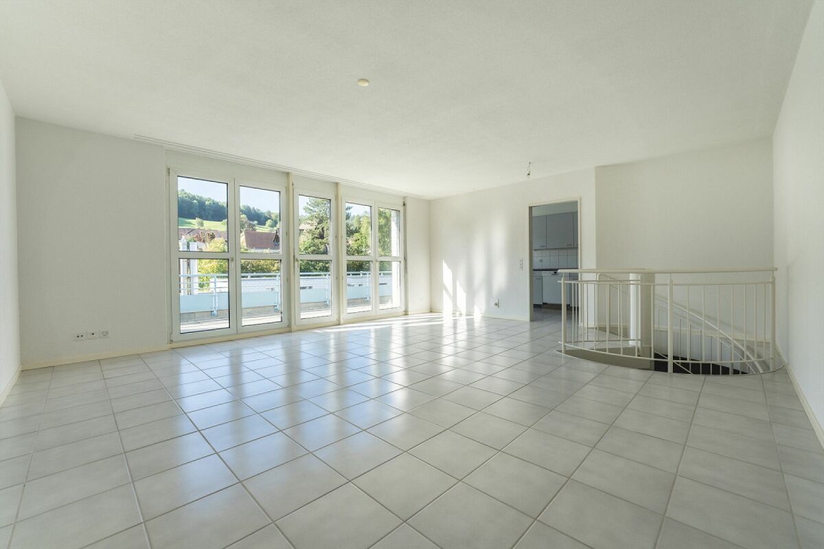 Bild Itingen / 4.5 Zimmer Maisonette / Duplexwohnung links