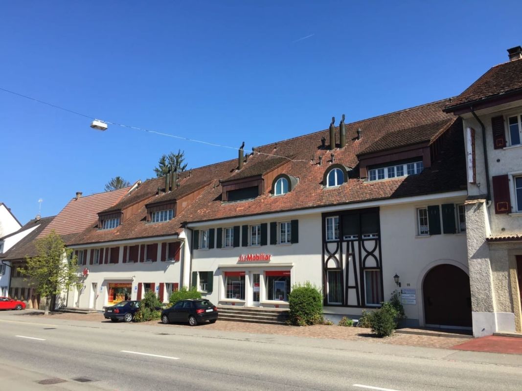 Bild Frick / 2.5 Zimmer Wohnung 1. OG links