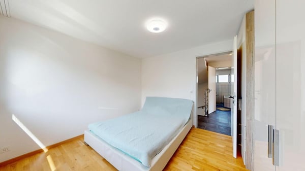 8 Zimmer Einfamilienhaus mit Einliegerwohnung 15