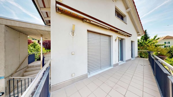 8 Zimmer Einfamilienhaus mit Einliegerwohnung 35