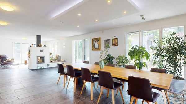 8 Zimmer Einfamilienhaus mit Einliegerwohnung 9