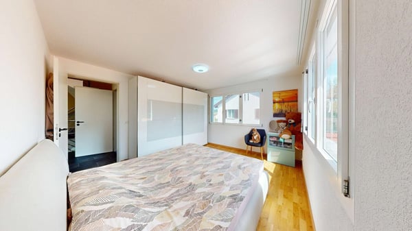 8 Zimmer Einfamilienhaus mit Einliegerwohnung 13