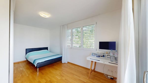 8 Zimmer Einfamilienhaus mit Einliegerwohnung 33