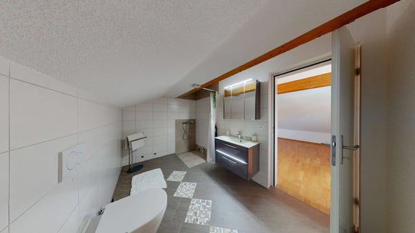 8 Zimmer Einfamilienhaus mit Einliegerwohnung 19
