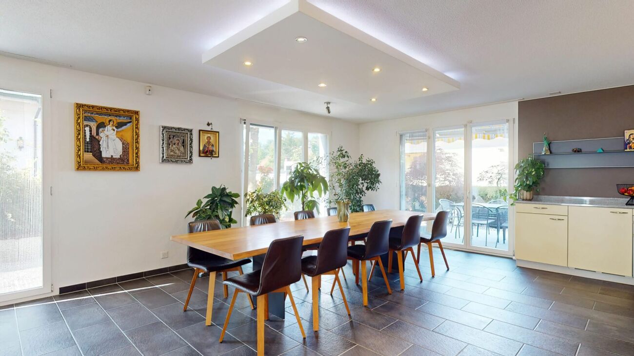 8 Zimmer Einfamilienhaus mit Einliegerwohnung