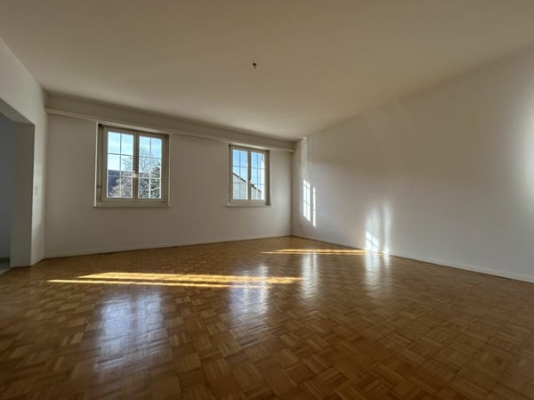 Frick / 1.5 Zimmer Wohnung 1. OG links 3