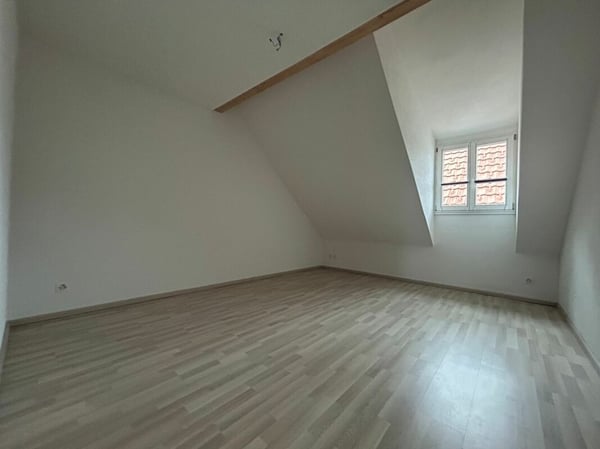 Wallbach / 1.5 Zimmer-Wohnung, DG A8 5