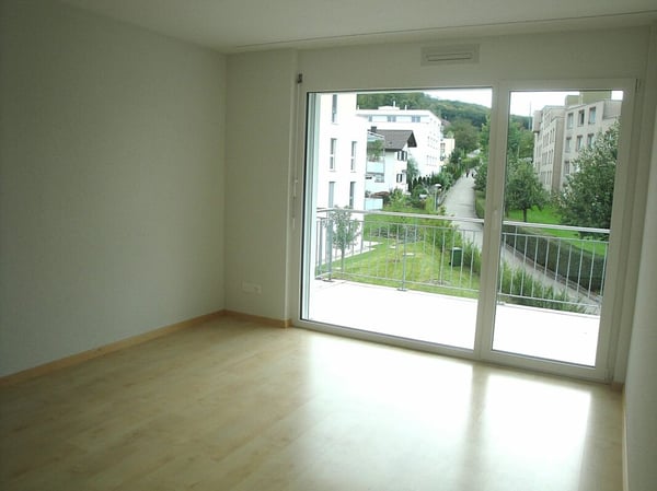 SCHÖNE WOHNUNG MIT GROSSEM BALKON 5