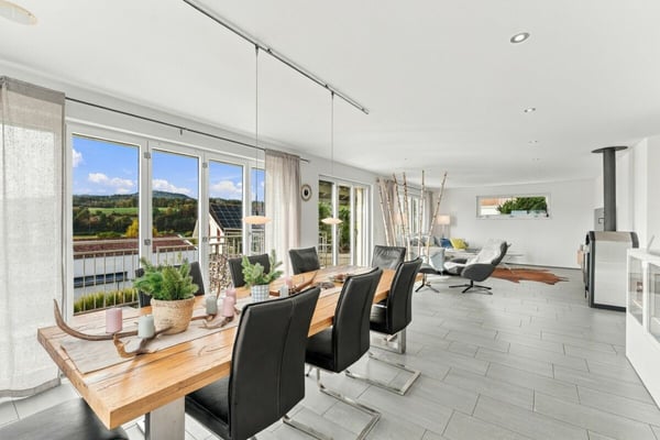 Einfamilinehaus mit Panoramablick, Pool und Privatsphäre 10