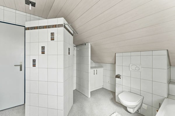 Einfamilinehaus mit Panoramablick, Pool und Privatsphäre 18