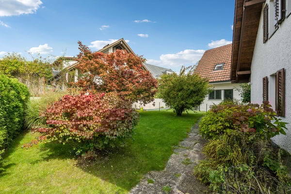 Gartenidylle an bester Lage – Sonniges 6.5-Zimmer-Haus mit Umschwung 4