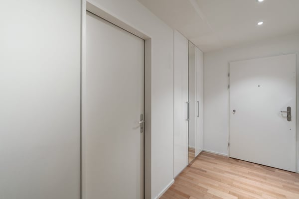 Stilvoll, modern und zentral in Schlieren 8