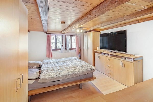 HEIMELIGE 4.5-ZIMMER MAISONETTE-WOHNUNG 7