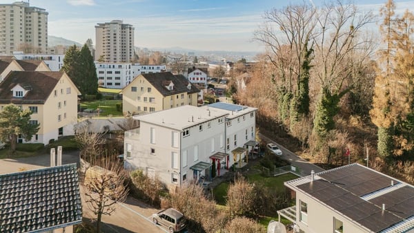 Grosszügiges 1.5-Zimmer-Reiheneinfamilienhaus an bevorzugter Wohnlage 3