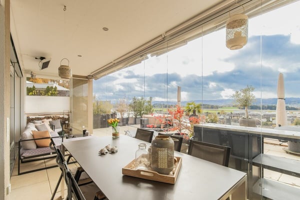 Hochwertige 1.5-Terrassenwohnung - Exklusives Wohnerlebnis mit spektakulärer Weitsicht 5